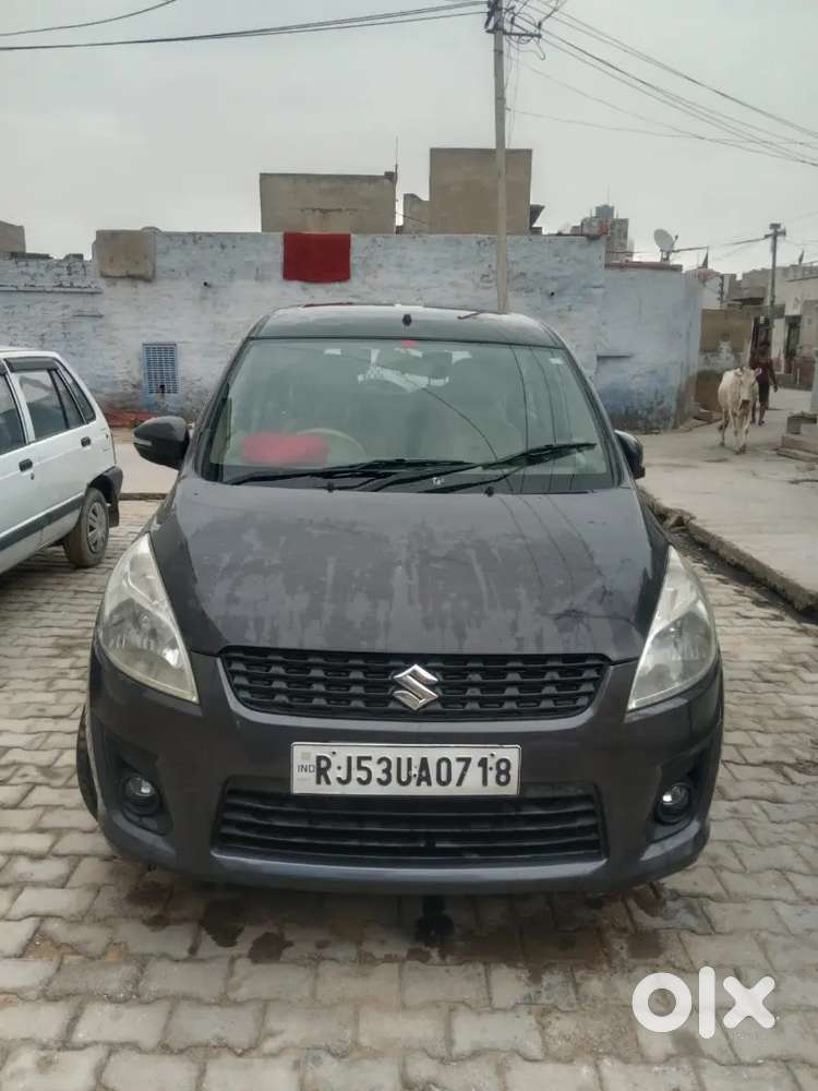 Jarurat he pesso ki