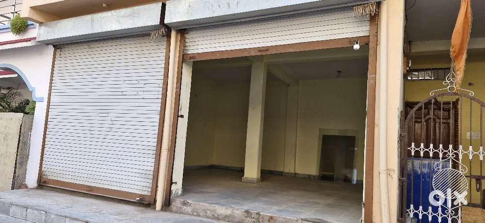 400 square ft (20 × 20) Shop