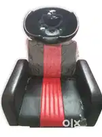 Saloon chair