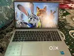 Dell inspiron 15 3520 -i 3 on sale of just 9 months usage