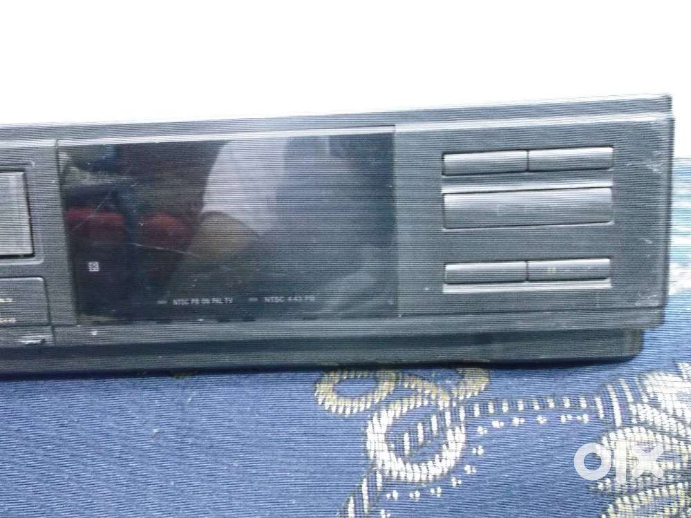 VCR SONY SLV-X27. Selling as is where as.