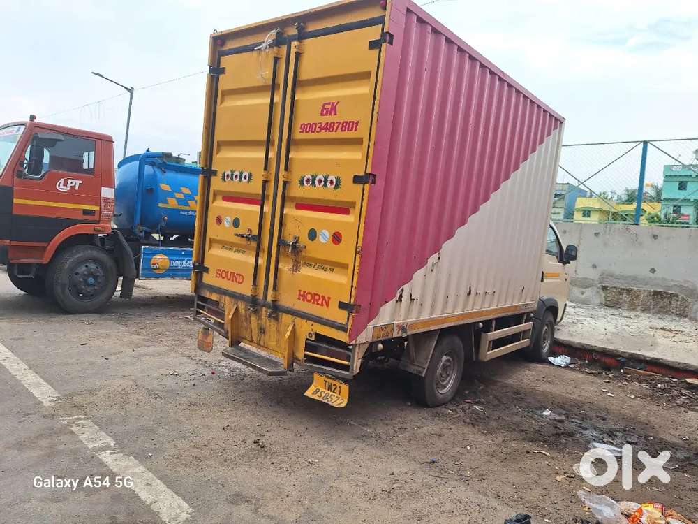 Driver wanted line vehicle