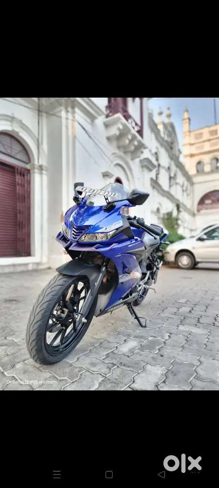 Yamaha R15v3 single owner 01 showroom condition