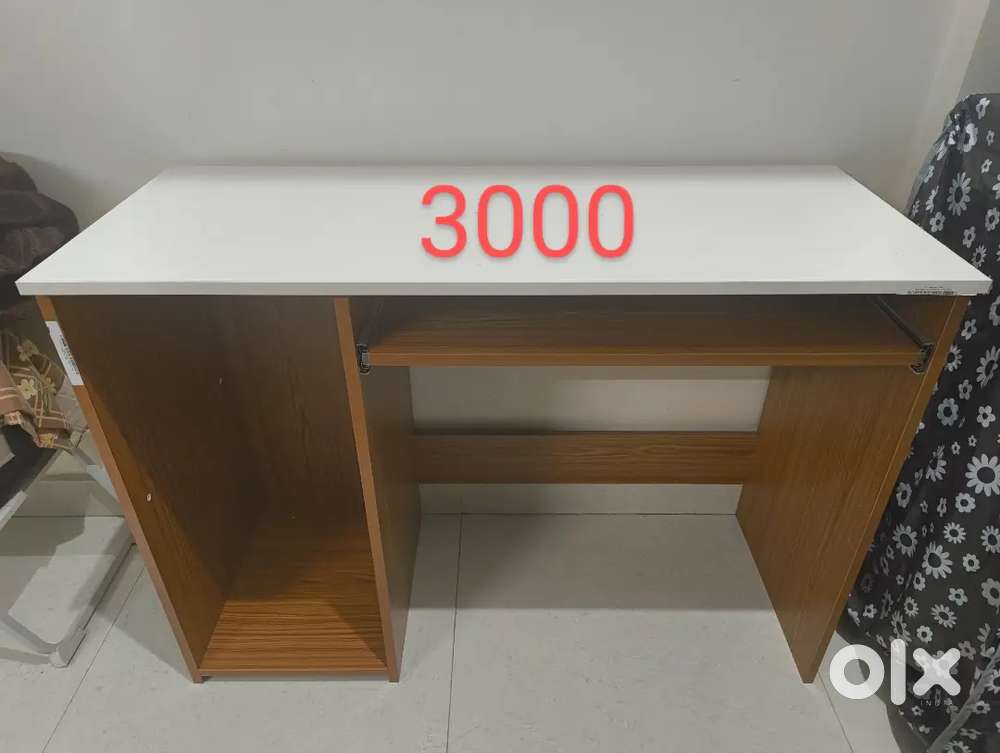 Computer Table and Laptop Table just in 3800