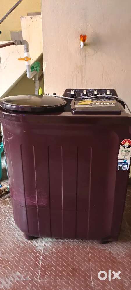 WHIRLPOOL WASHING MACHINE