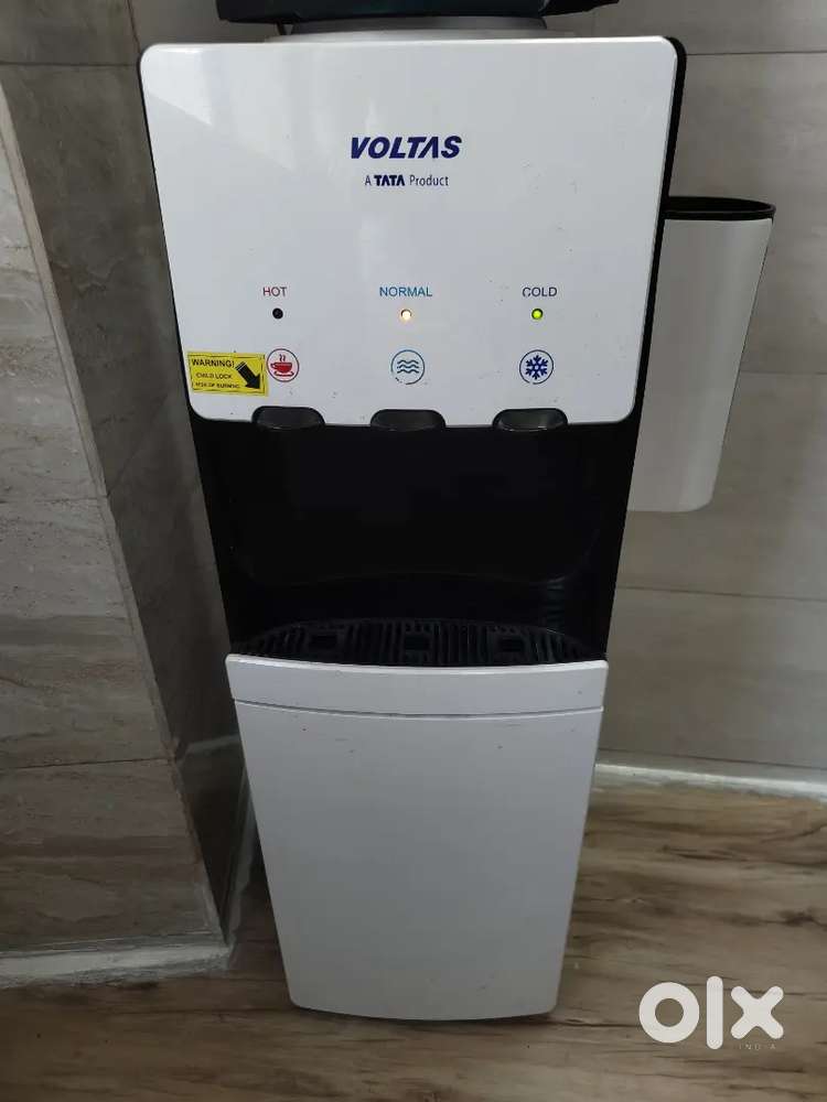 Water Dispensers with Refrigerator in working condition
