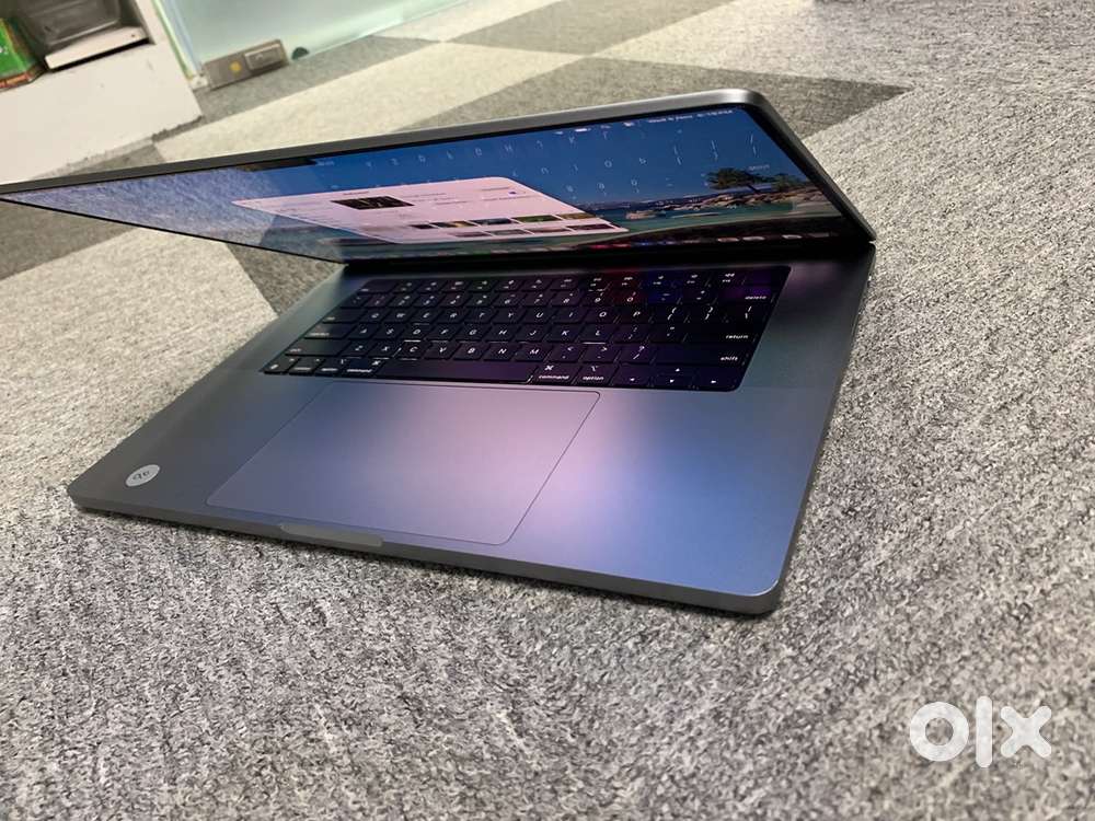 Macbook pro M1 Pro A2485/16inch/A2021/32GB RAM/1TB SSD/Good working