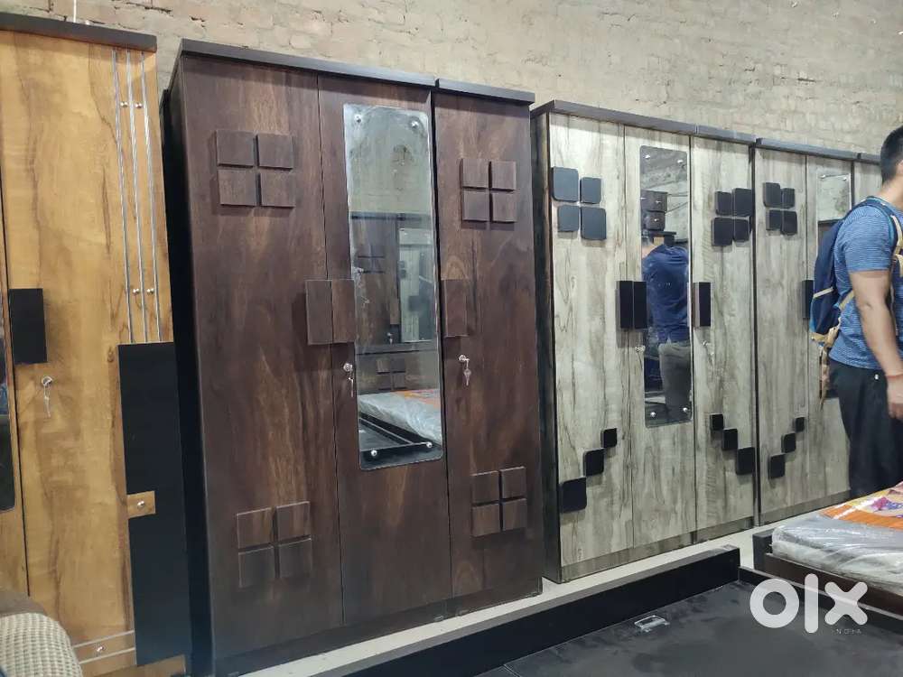 Ad id 12.    New. 3door wadroab