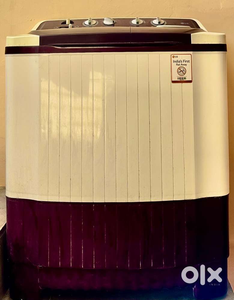 LG Semi Automatice washing machine