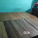Good condition hai koi problem nahi 3/6 ka 2 pis hai