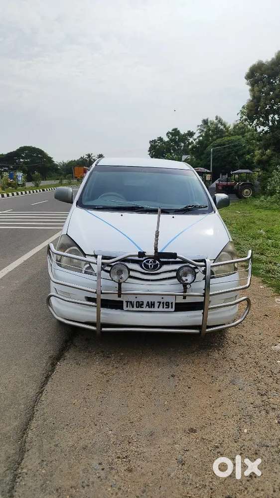Toyota Innova 2009 Diesel 130000 Km Driven