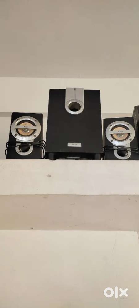 Artis home theatre & Altec lansing home theatre