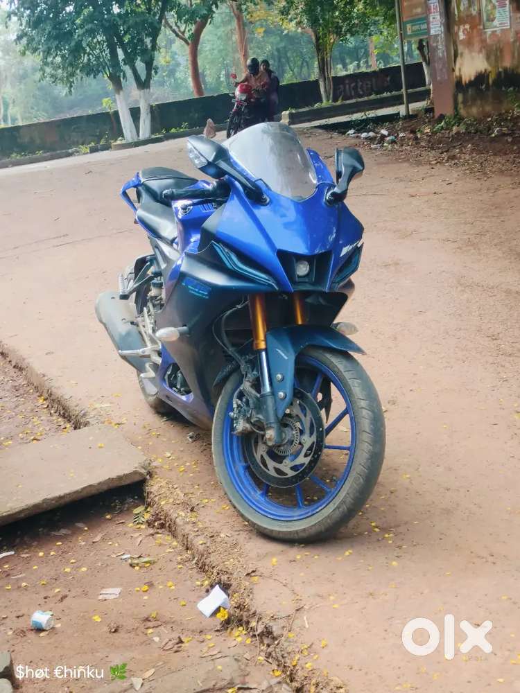 R15 V4 FOR SALE