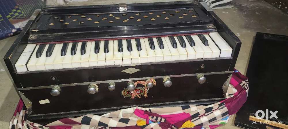 KHALSA HARMONIUM