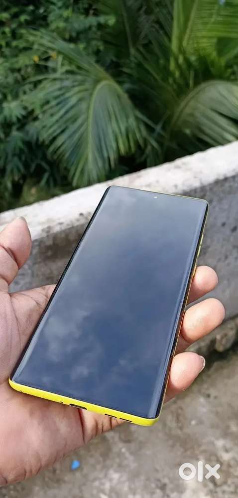 I sell my phone Moto G85