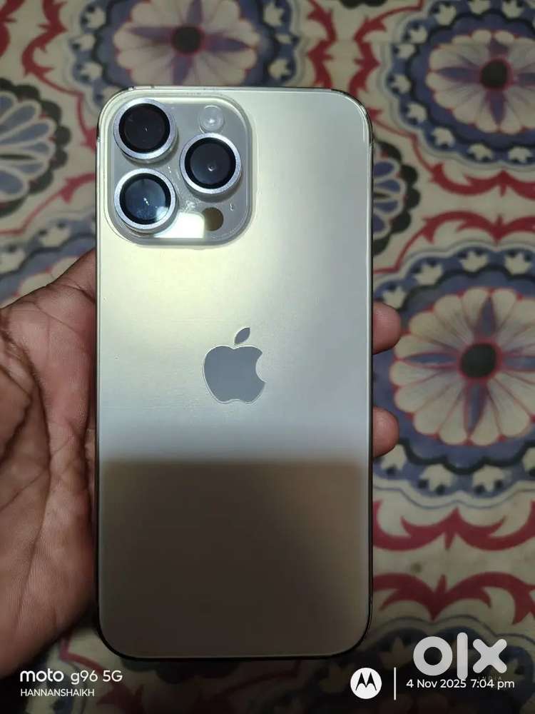 IPhone 14 Pro Max
128gb Gold colour
85% battery health
 charger avail