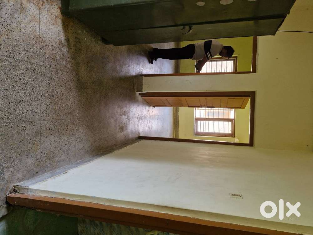 2nd floor 2 bedroom 2 bathroom flat housing board flat for sale