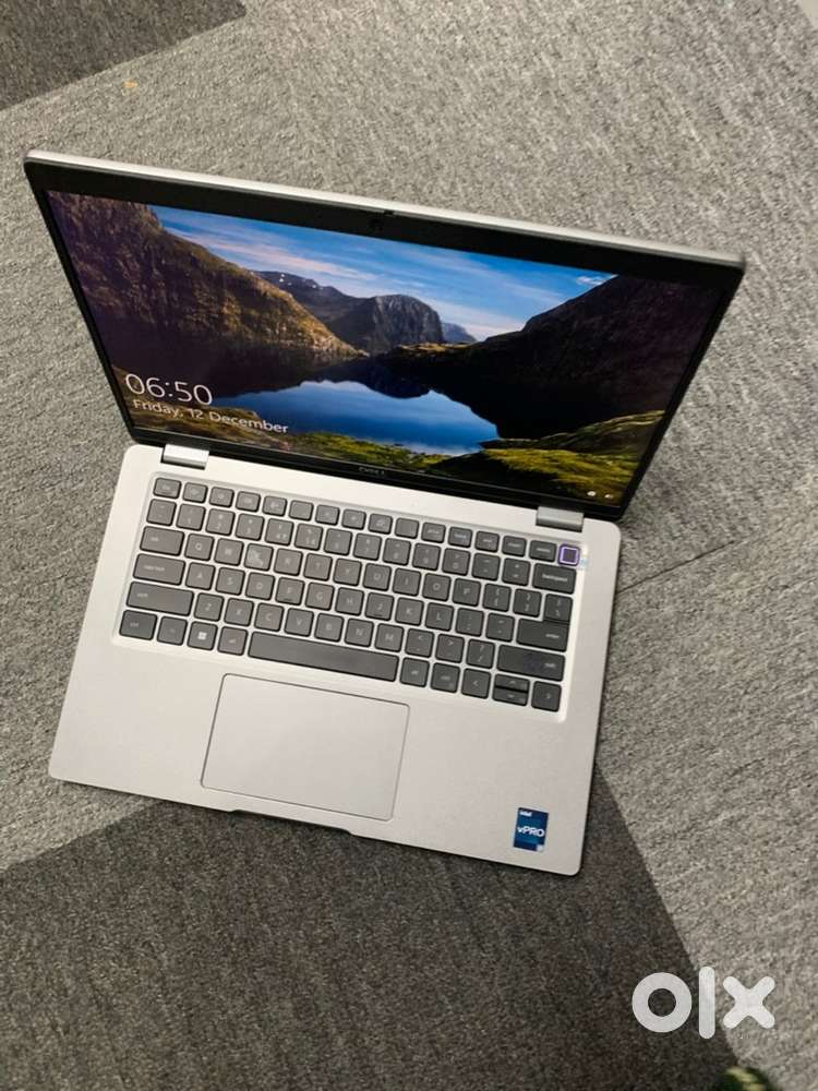 Dell latitude 5430/14inch/Core i7/12th gen/16GB/256GB/6 months warnty