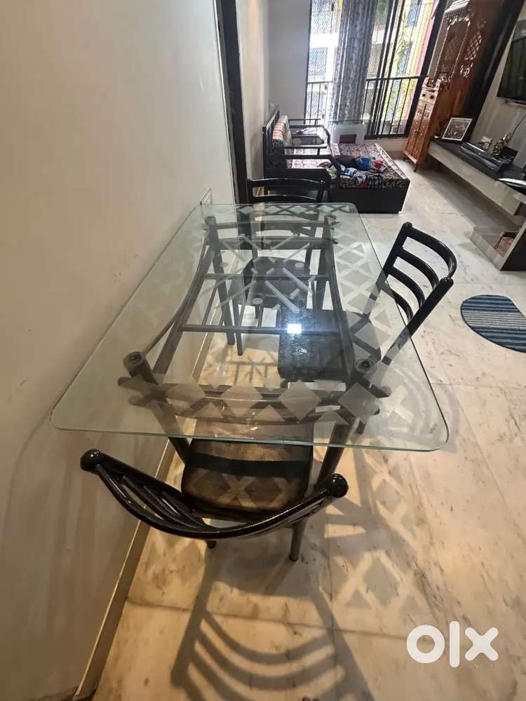 4 Seater Dining Tabel