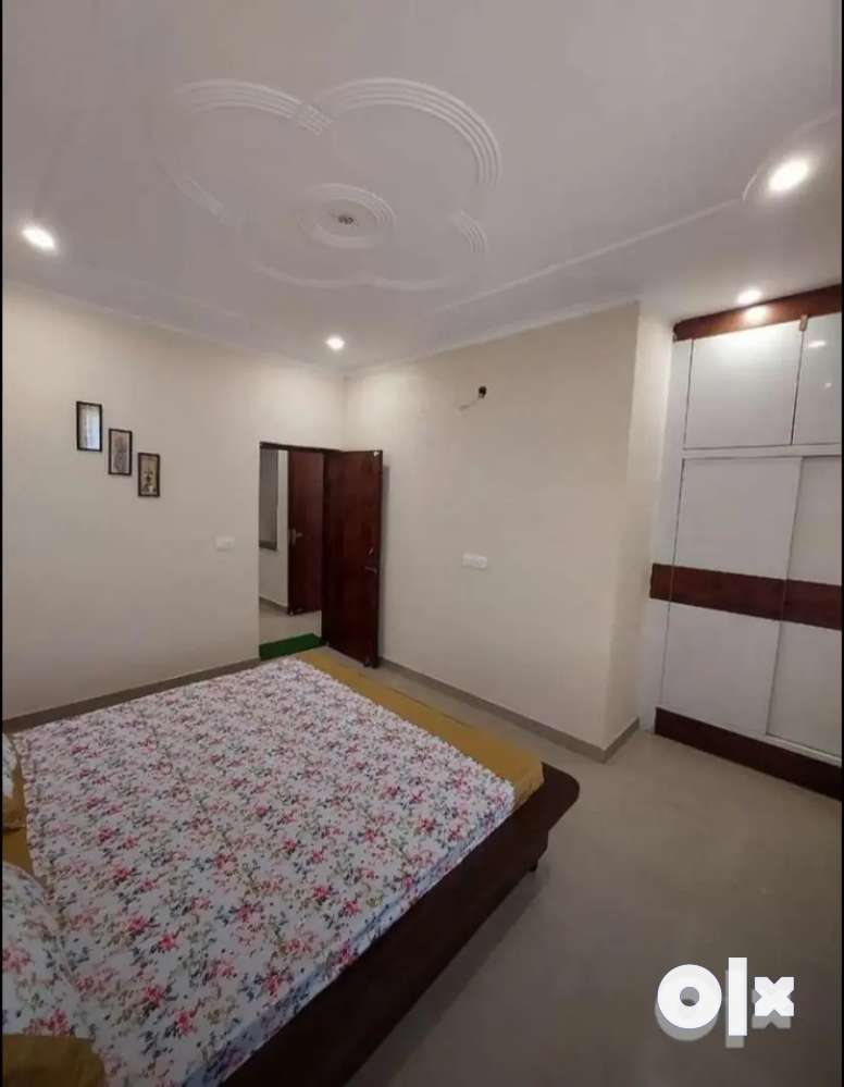 Stop rent be owner 1bhk flat only 18.90lac in very prime location.