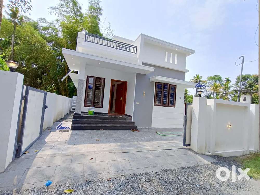 New 2bedroom stairroom house for sale near Varapuzha Kaitharam.