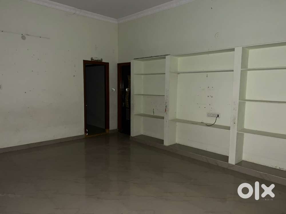2 bhk flat with 2 washrooms and family are