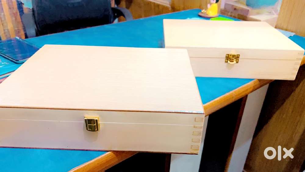 Helpers.   Carpenter helpers.  freshers