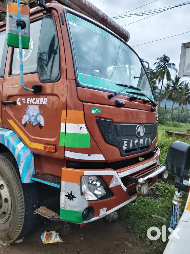 Eicher 3015