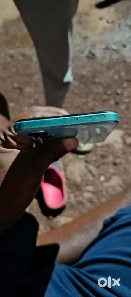 Vivo y28 5g 8+8 128 storege