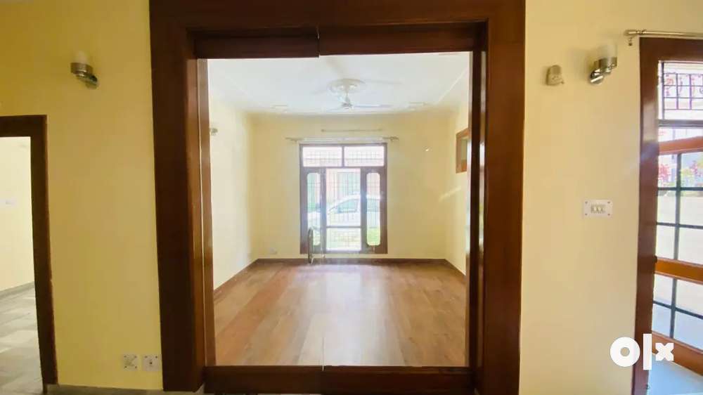 Owner free ground floor 3bhk Unfurnished for rent
