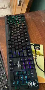 Red gear Mechanical keyboard 6 months used