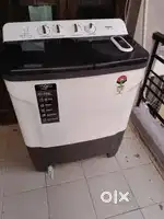 sale semi automatic washing machine 9k in very good condition