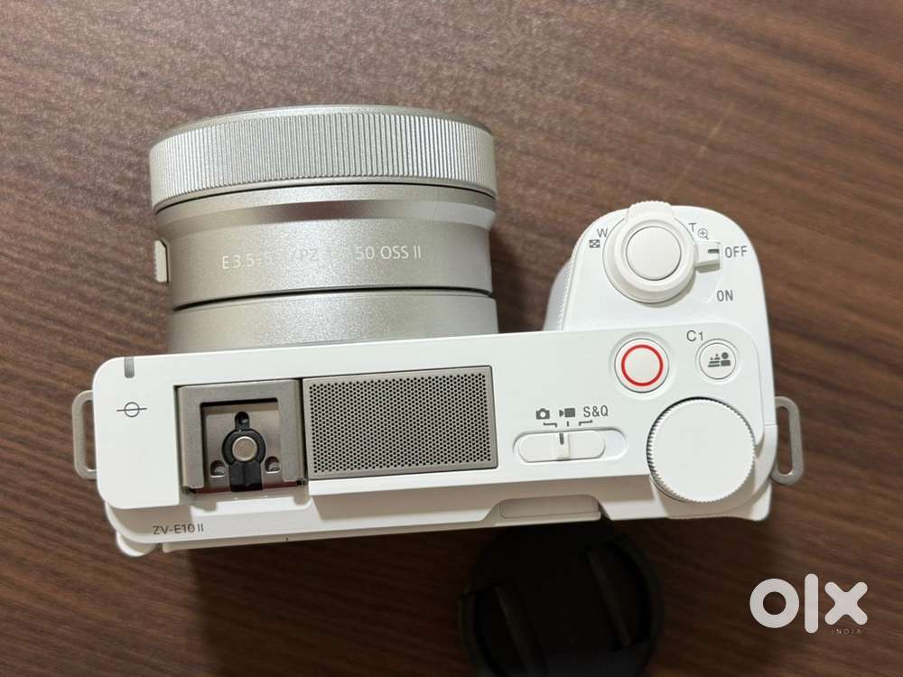 Sony Zve-10m2k Model with bill box bag 3 months old almost unused