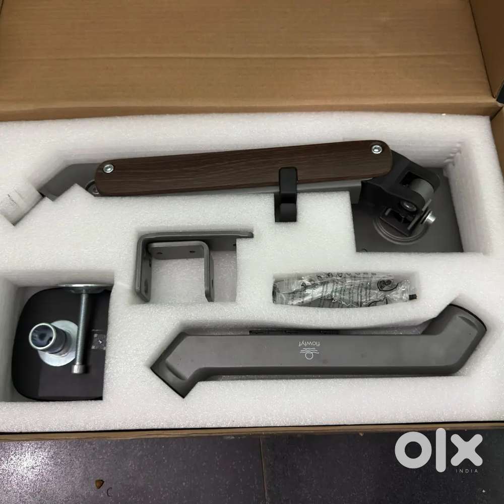 Wooden Premium Monitor Arm  17-32 Screen Monitor mount