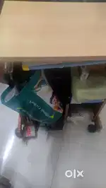 Computer table - Mint used