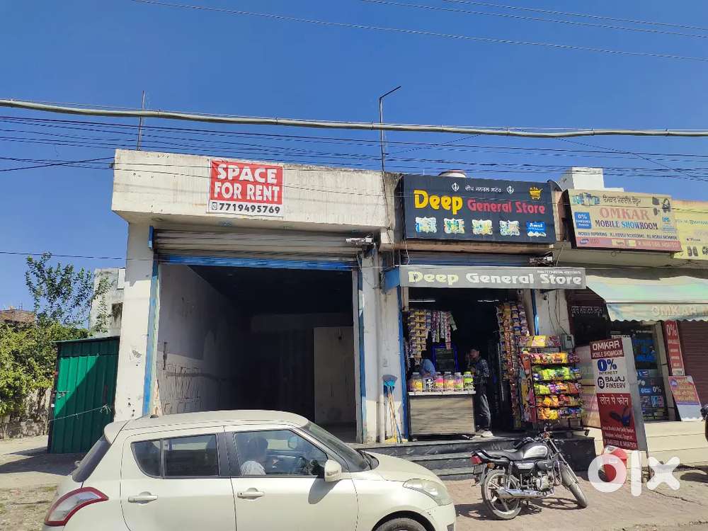 Shop at main saili road ..loction so good for business