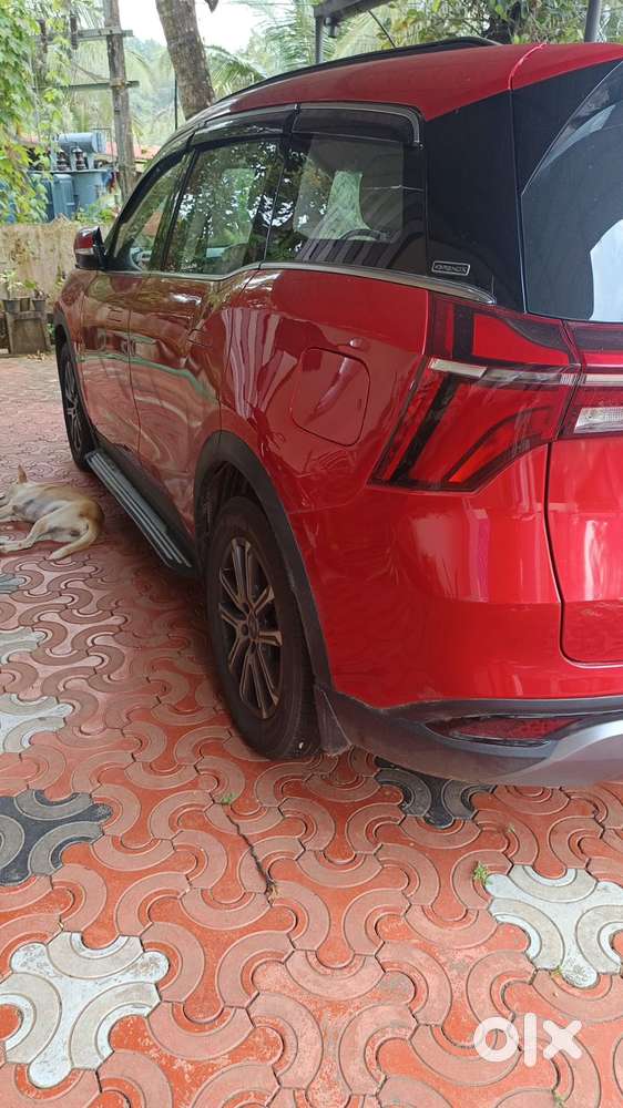 Mahindra XUV700 2.0 AX 7 Petrol AT Str, 2023, Petrol