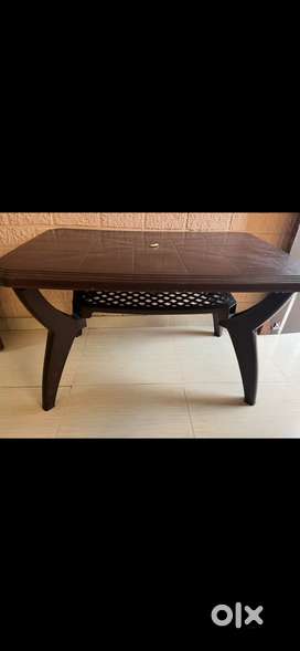 Plastic dining table Cello brand