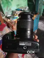 Canon 1100d 18-55 charger battery org best condition argent sell