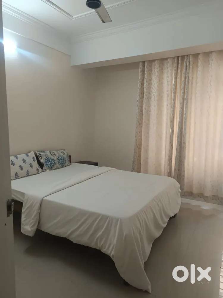 Hatigaon 2bhk furnished flat available