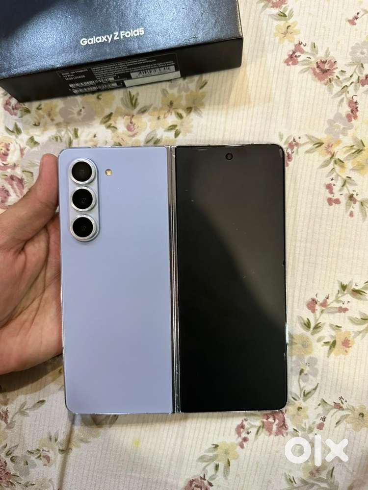 Samsung fold 5 in brand new condition