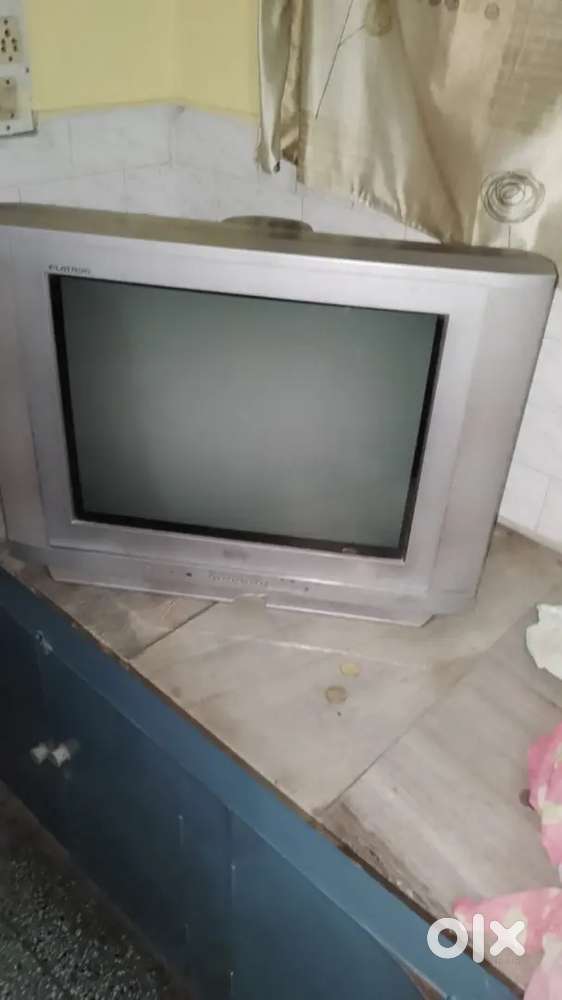 Inam selling a 7 year old tv