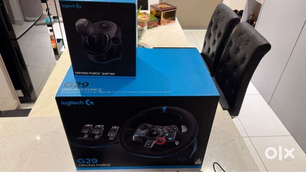 Logitech G29 steering wheels