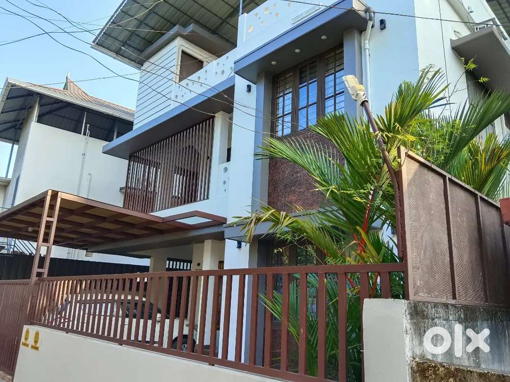 First floor of house for rent in Kollam ( near SN College )