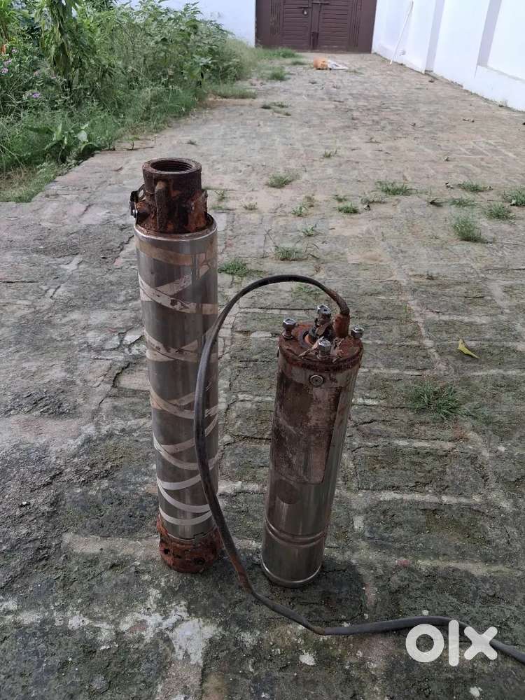 Submersible pump motor