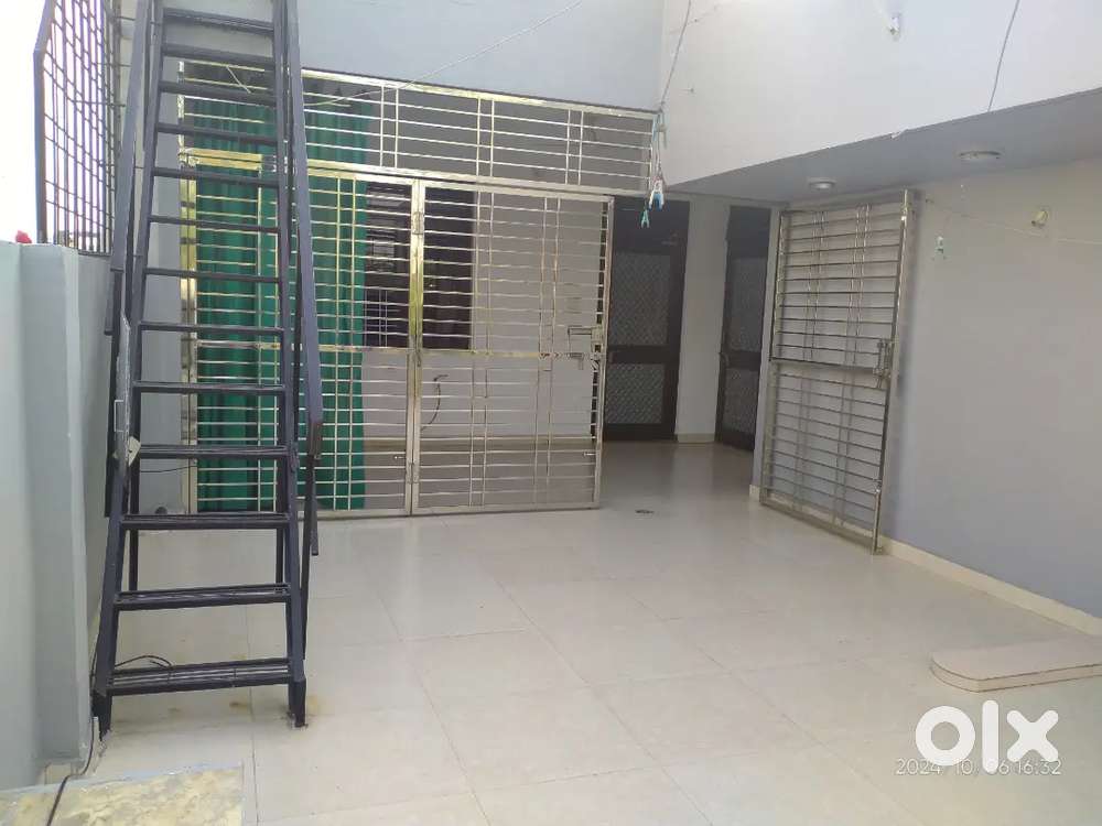 RK Puram-B Well Ventilated saparate floor