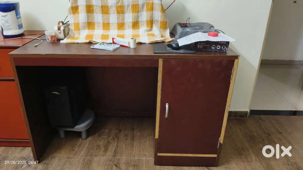 Selling Almirah, computer table & Puja table at low price