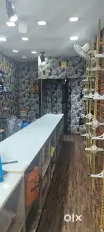 Ground floor ni Dukan Bhadhe aapvani che