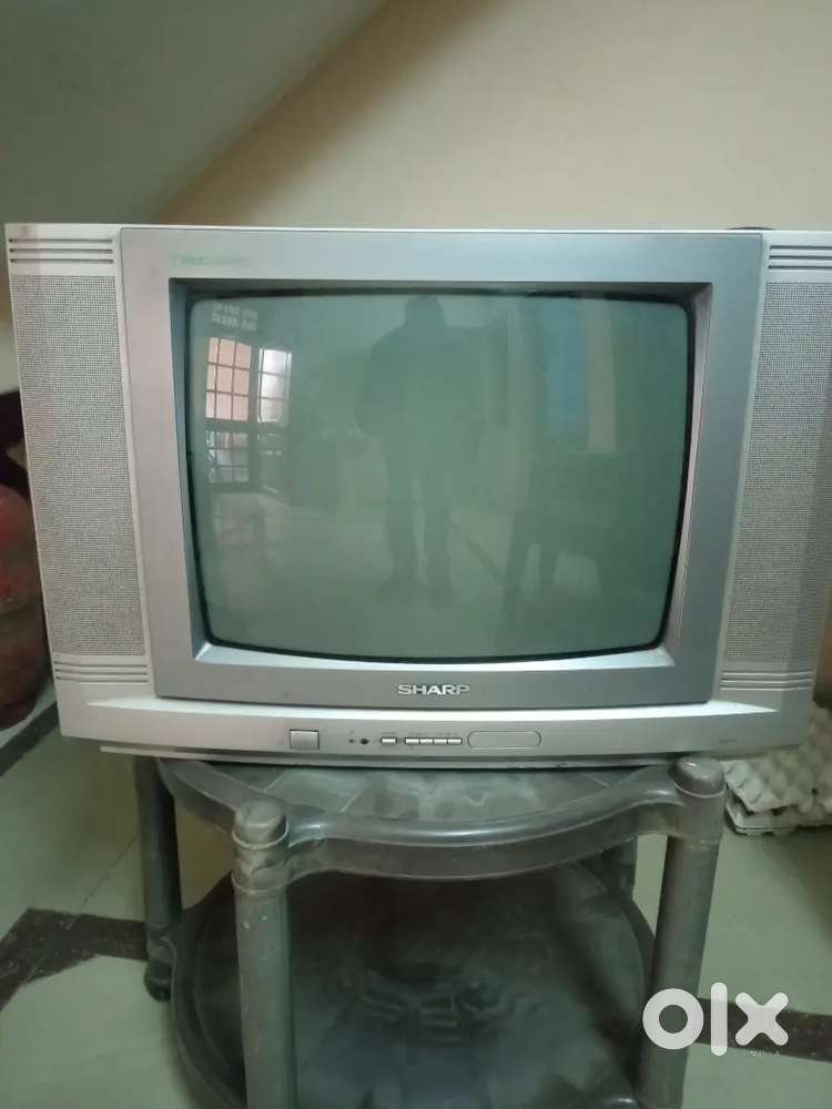 Tv for sale working condition only 2500