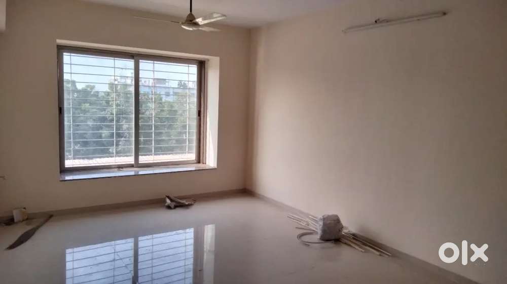 WIND DIRECTION NICE LOCATION FLAT NEAR